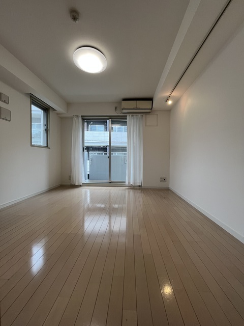 サンホームズ代々木上原0210号室 リビング