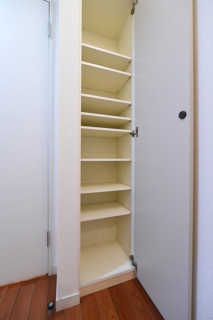 クラース哲学堂公園 靴入