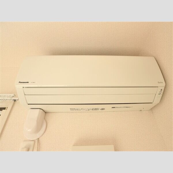 ドエルメイツB エアコン