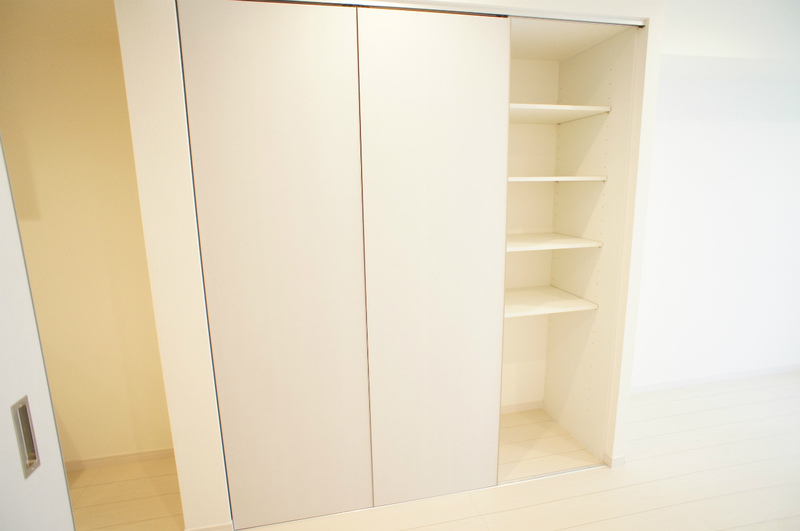 リブリ・Blanc 収納