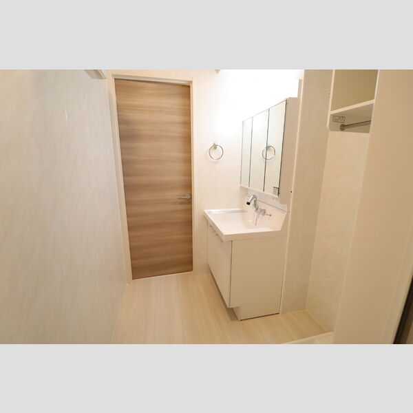 エスカレーズ 洗髪洗面化粧台