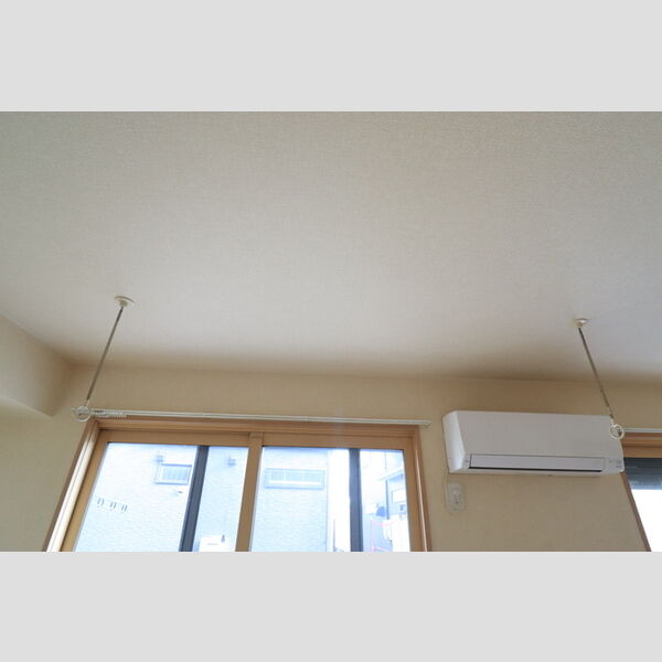 カンパーニュ　C105号室 室内物干し