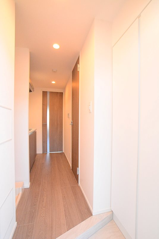 グランドコンシェルジュ池袋本町ウエスト 玄関