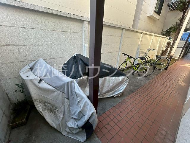 ホワイト松が丘1階 部屋その他