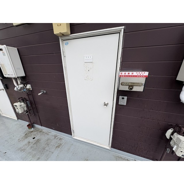 サニーサイド三田南B 玄関