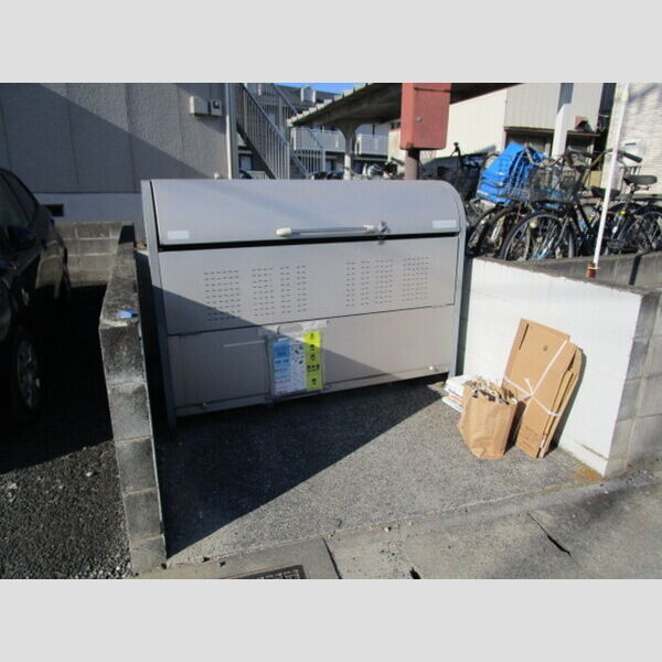 ポルク　Ⅲ 入居者様専用ゴミストッカー
