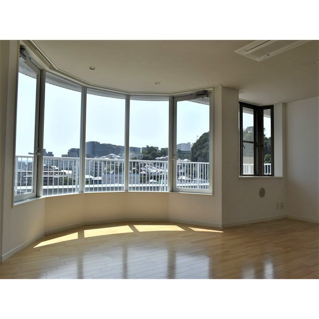 磯子台スカイマンション リビング