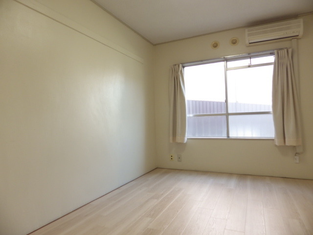 サンハイツ0102号室 リビング