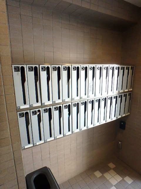 ガーラ桜台4階 メールボックス