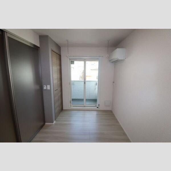 セレスティア大島303号室 洋室