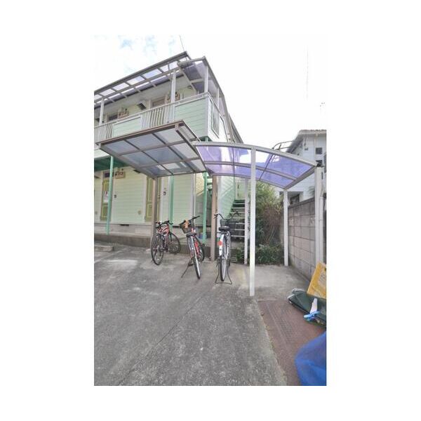 ウエストヒルズ エントランス