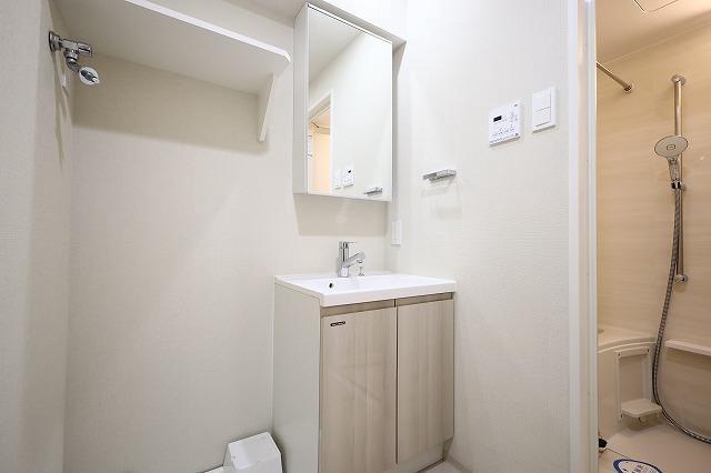 ALTERNA中野4階 洗面所