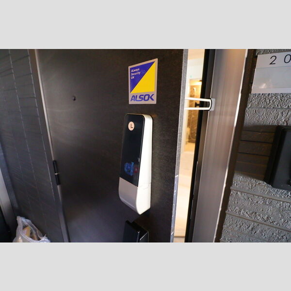 D Paina 宿河原7205号室 玄関IC錠