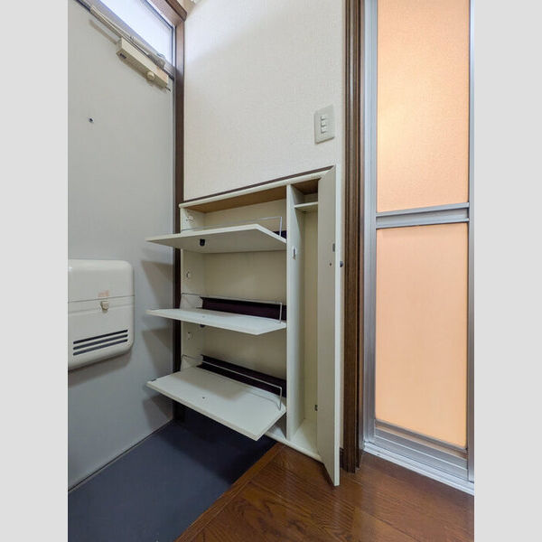 ガーデンハイツ 玄関