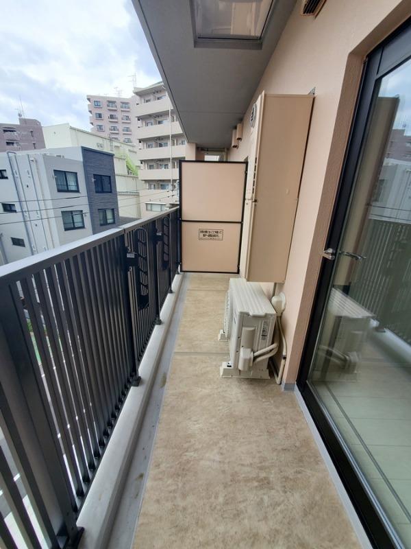 maison chrolo4階 バルコニー