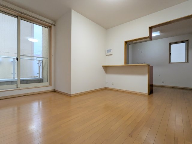 セラフィム リビング