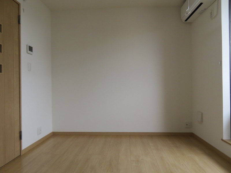 プレシャス新井宿1階 ※別部屋写真参照
