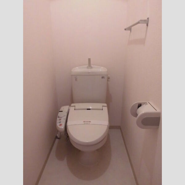 ベルヴィラージュ　B 温水便座