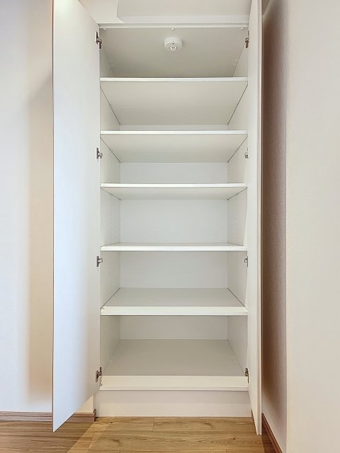 ＤｅＬＣＣＳ白山9階 収納