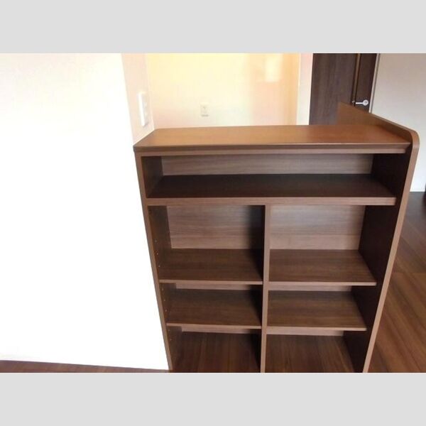 ミレニア籠原102号室 カウンター収納