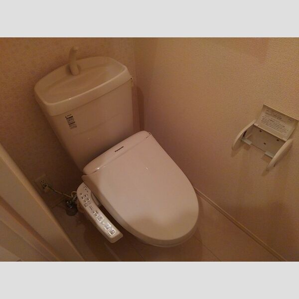 サニーフラット103号室 トイレ