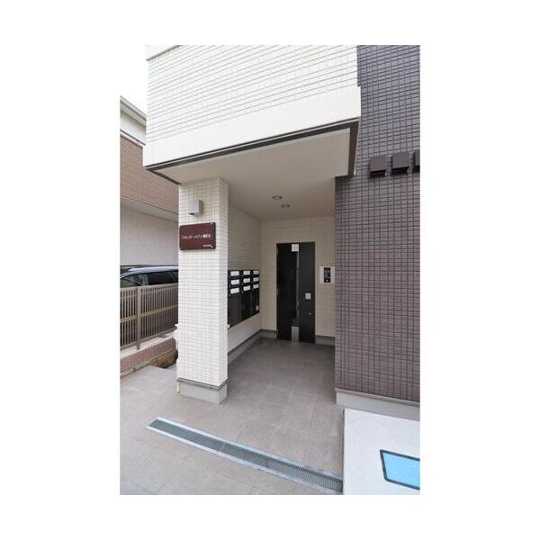 フォレスト・メゾン浦和北 エントランス