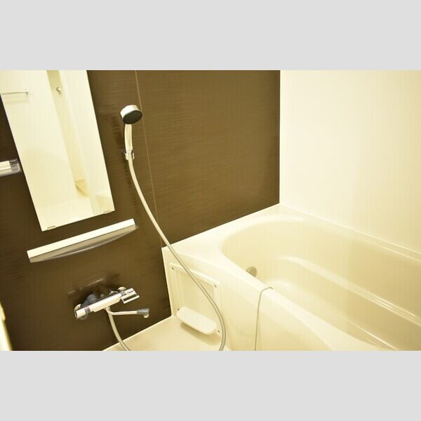 Arpage102号室 浴室換気乾燥機バスルーム