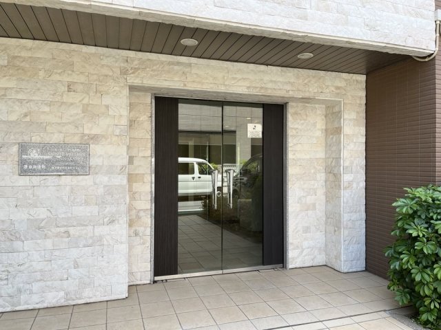 サンテミリオン新中野7階 エントランス