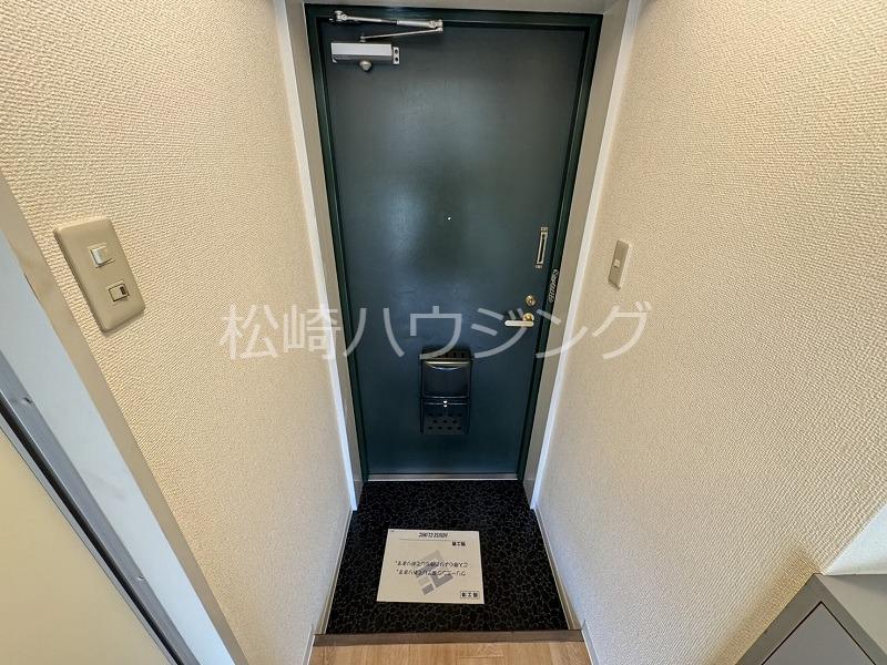 西落合さかえビル3階 玄関