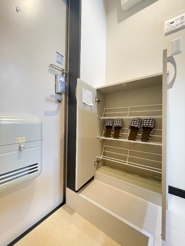 アーヴェル戸塚1階 玄関