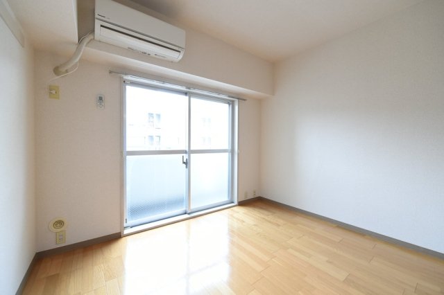 ネオマイム横浜台町10階 同建物別部屋の参考画像