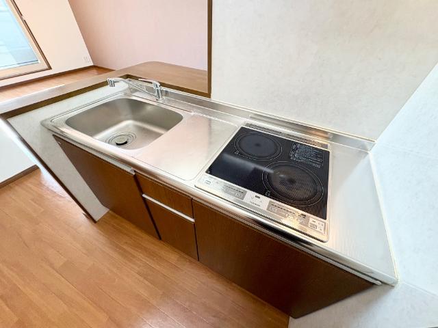 ヴィラ・ドレッセ キッチン