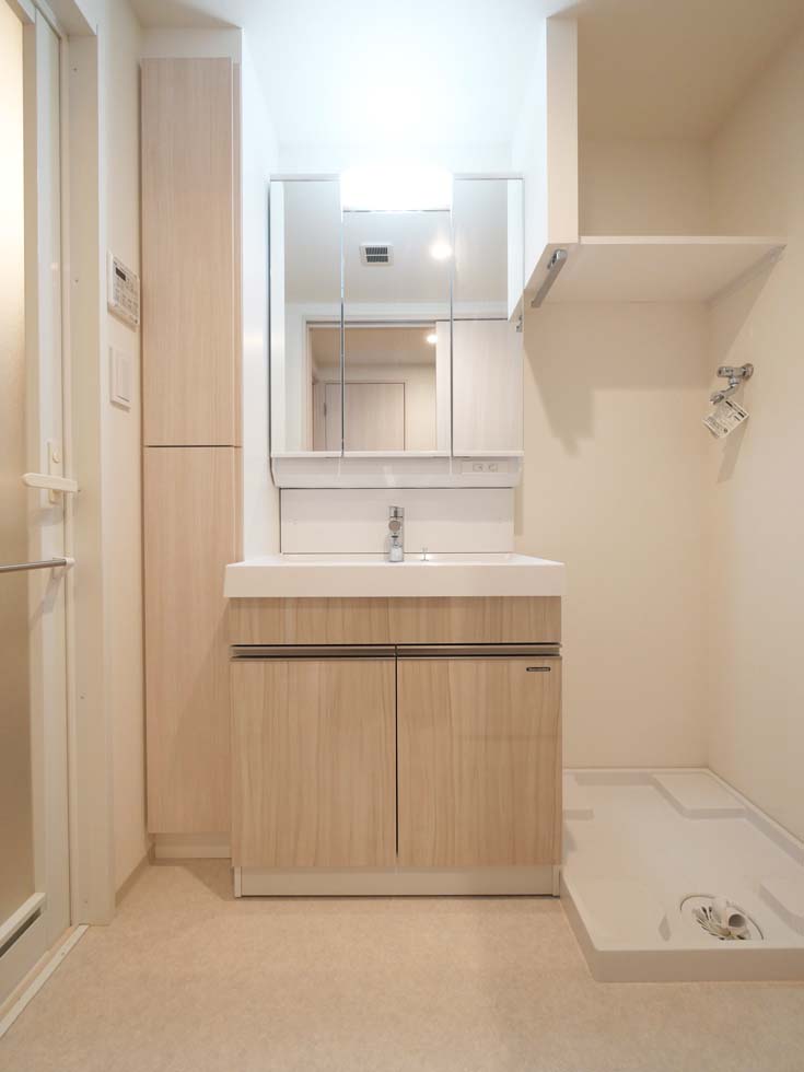 コンポジット渋谷本町5階 内観