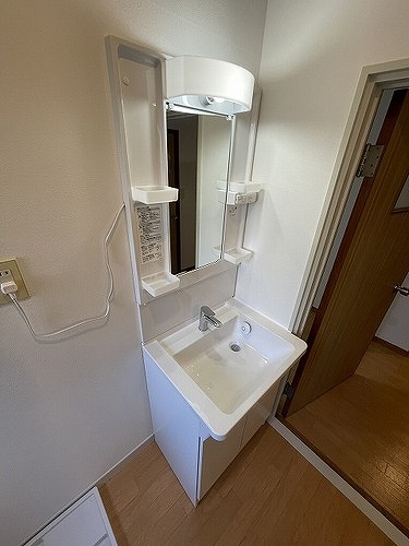 アテネハイツ 洗面室　内装後