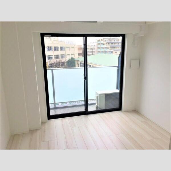 S-RESIDENCE行徳212号室 玄関