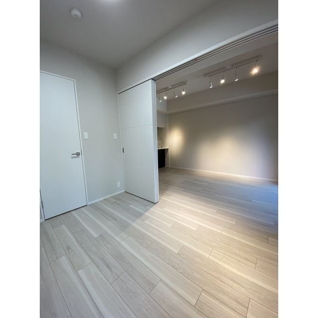 Ｌａ　Ｐｅｒｌａ　ＪｉｙｕｇａｏｋａⅡ003号室 洋室4帖　2026年1月撮影