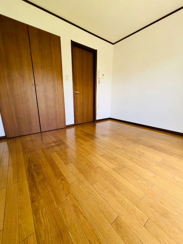 フローラマツノⅡ1階 内観