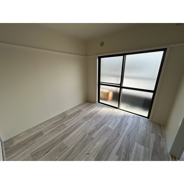 サンライズ・コーポ足立303号室 内観