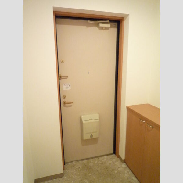 ビラデステ中台 玄関