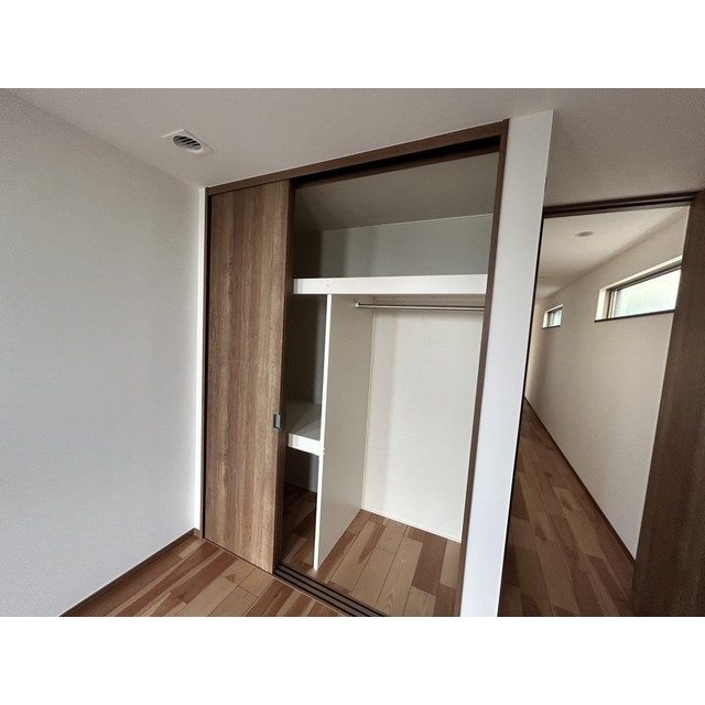 西新井栄町1丁目戸建 内観