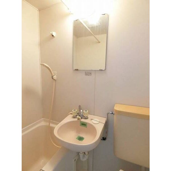 ジュネパレス新松戸第12 洗面