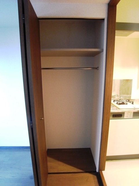 フェニックス幡ヶ谷壱番館7階 クローゼット