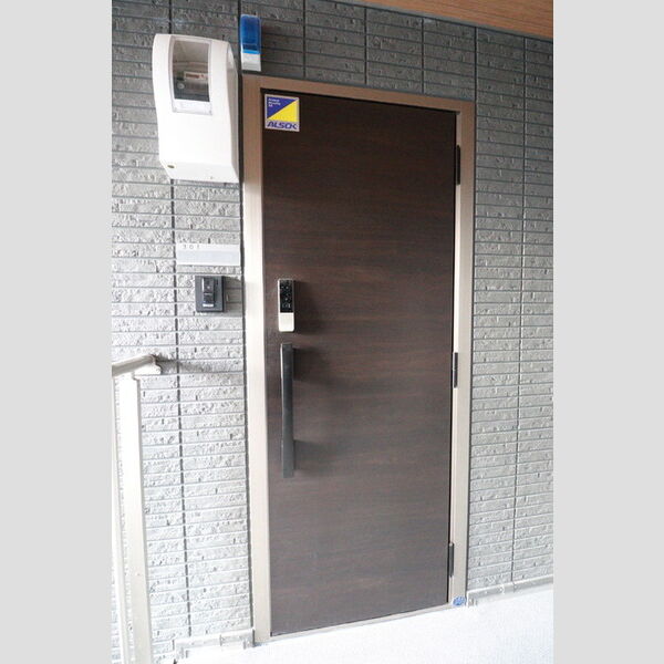 シェーンブルーメ横浜301号室 玄関