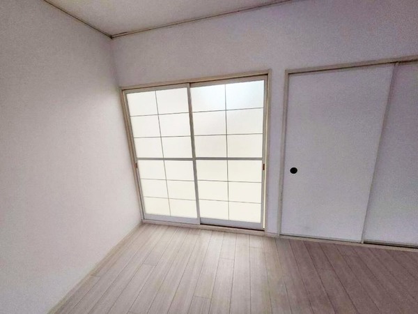 いちかわ中野ハイツ201号室 リビング