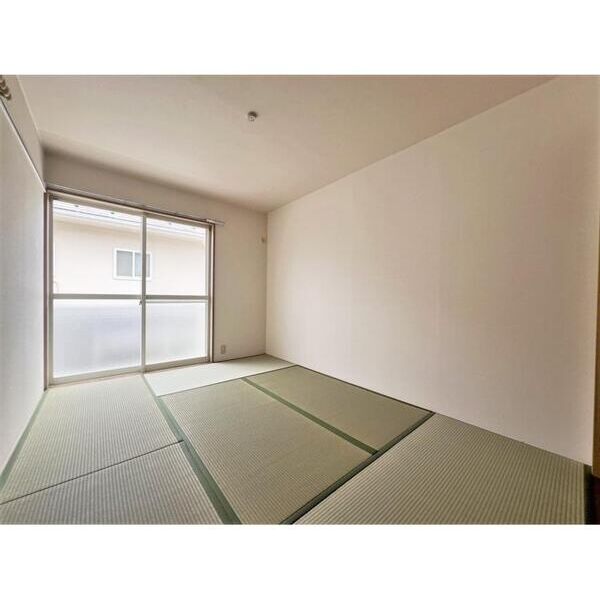 エステートピア遊 リビング