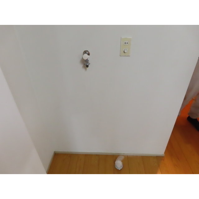 石井ビル2階 洗濯機置場