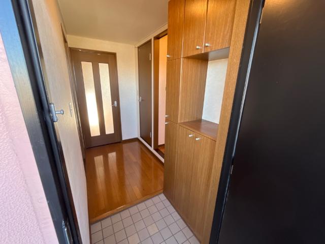 グランディール茅ヶ崎305号室 シューズBOX