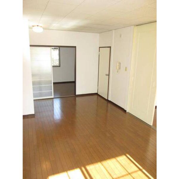 ハイツシルフィード リビング