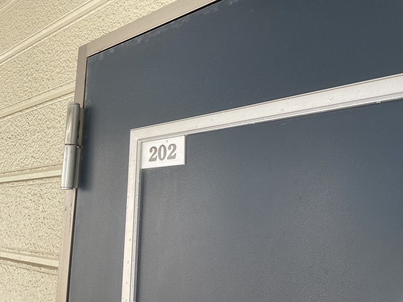 メイチピア2階 玄関