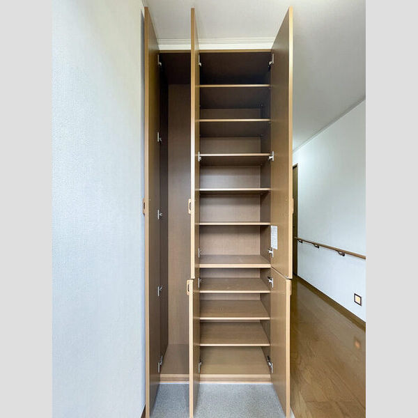 グレイス・パル国立 シューズクローク